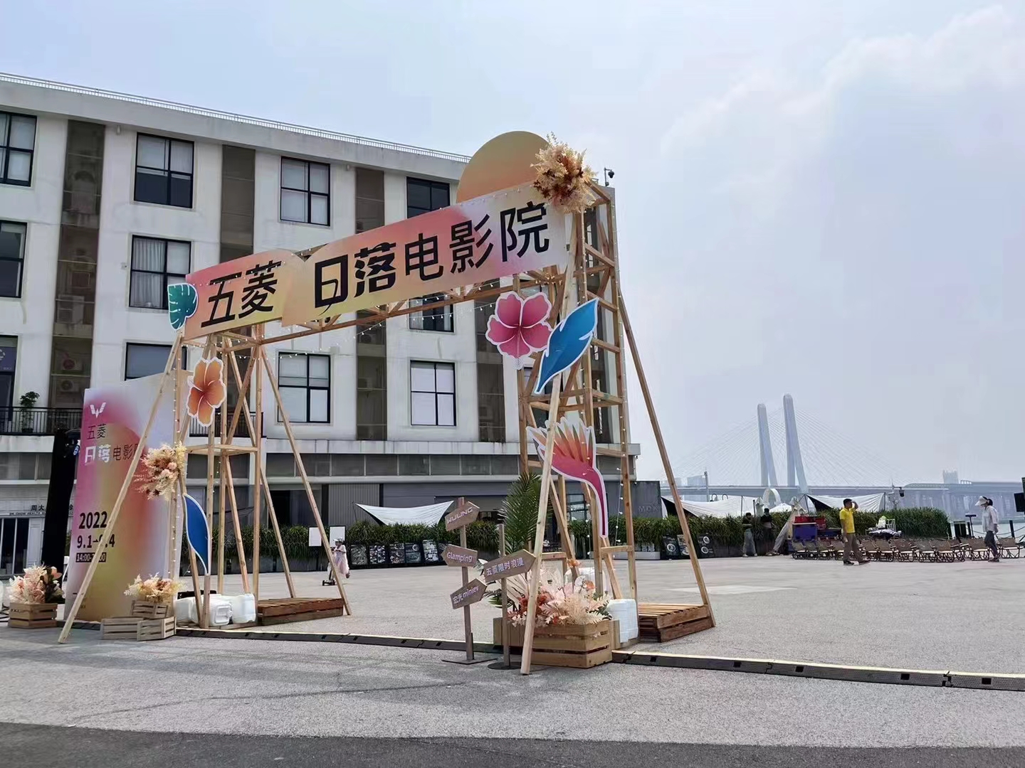木结构拱门定制，制作搭建一站式服务