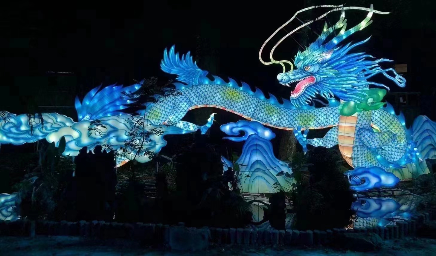 中国龙花灯造型
