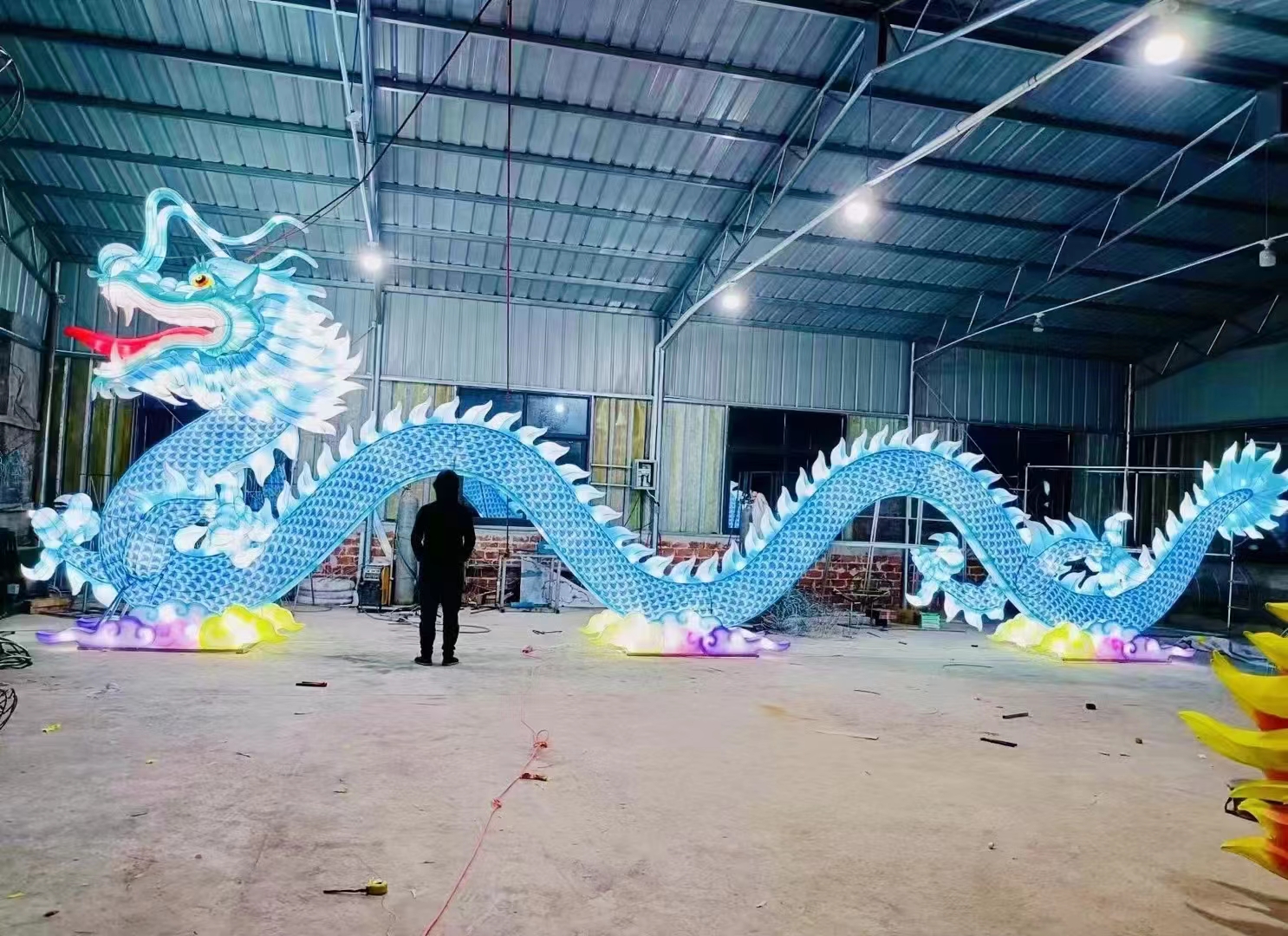 龙行龘龘（彩灯花灯 ）