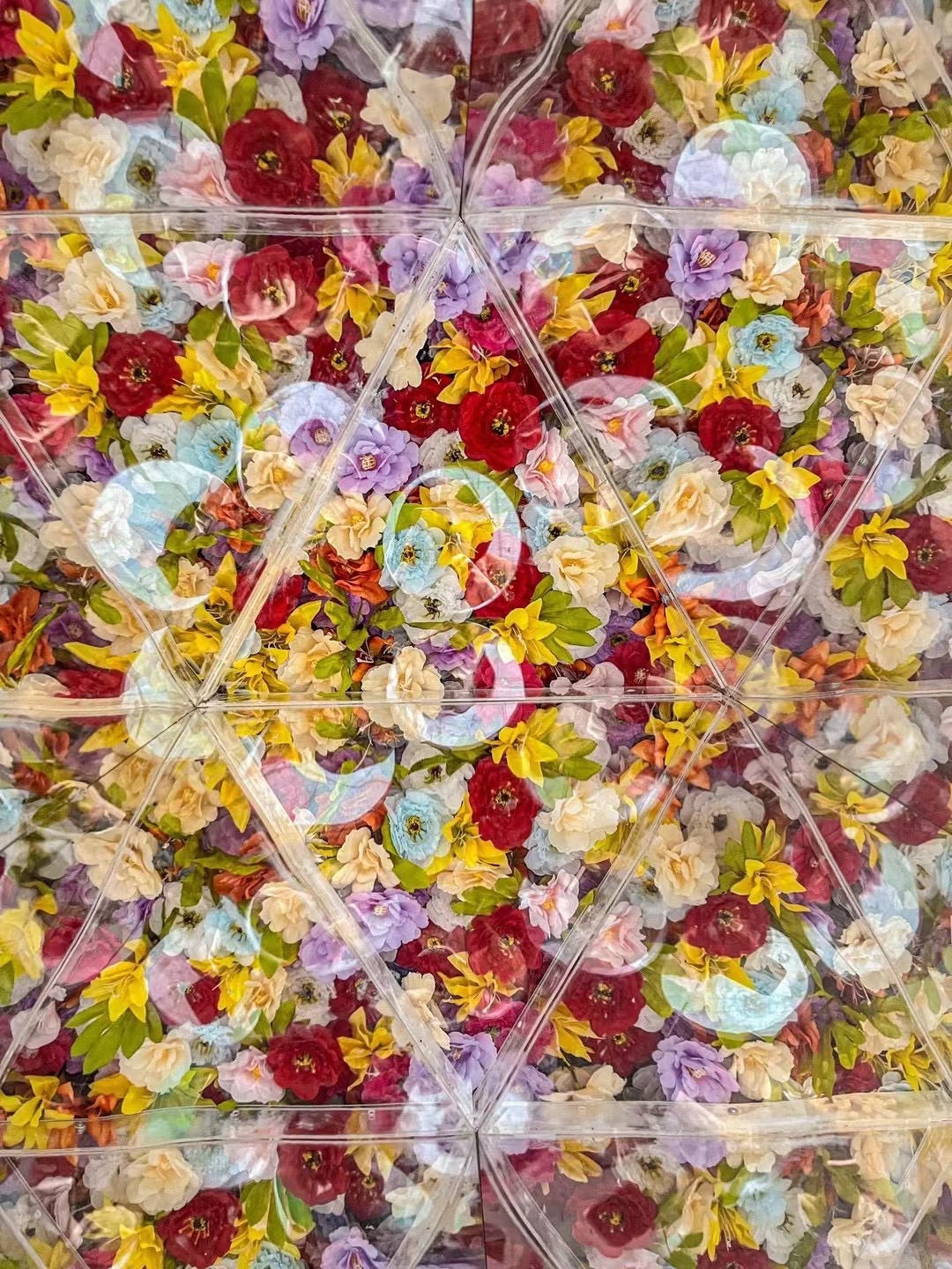 美陈新品万花筒装置巨型花朵商场美陈