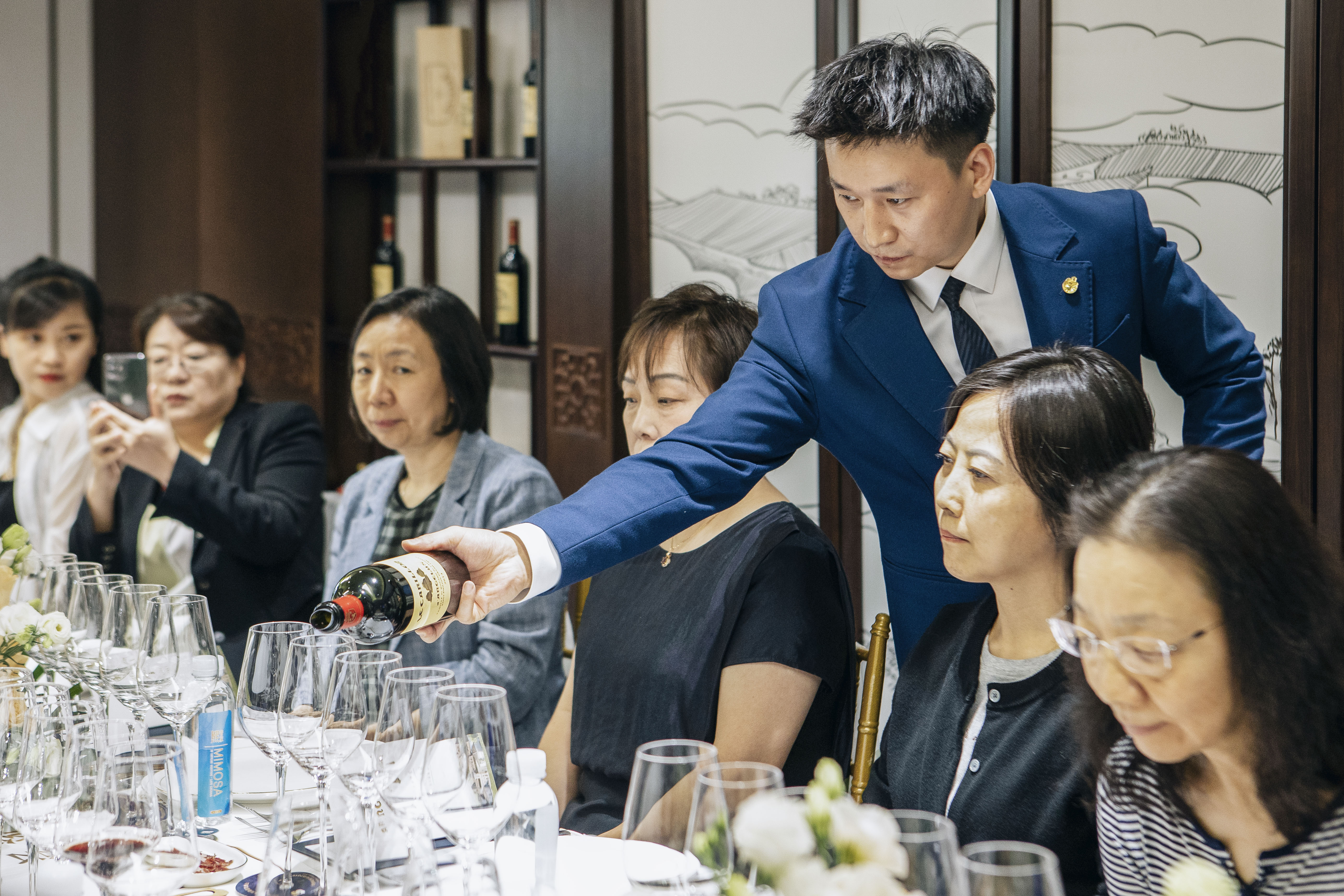 金钟酒庄垂直品鉴会