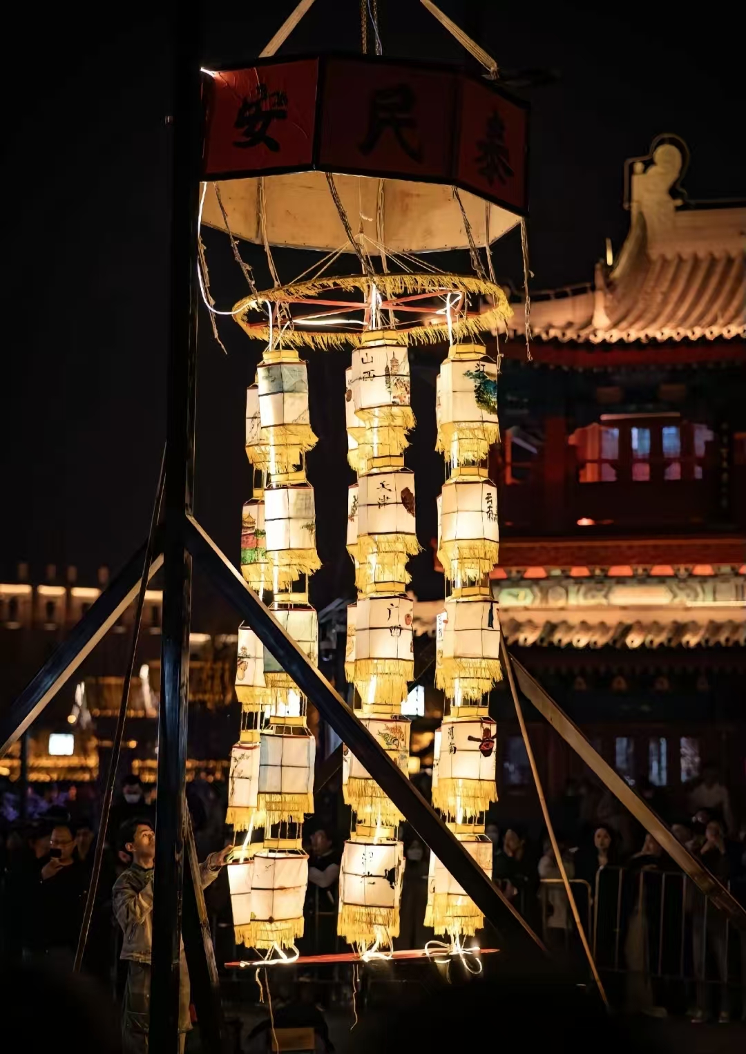 非遗盒子灯层层都精彩
