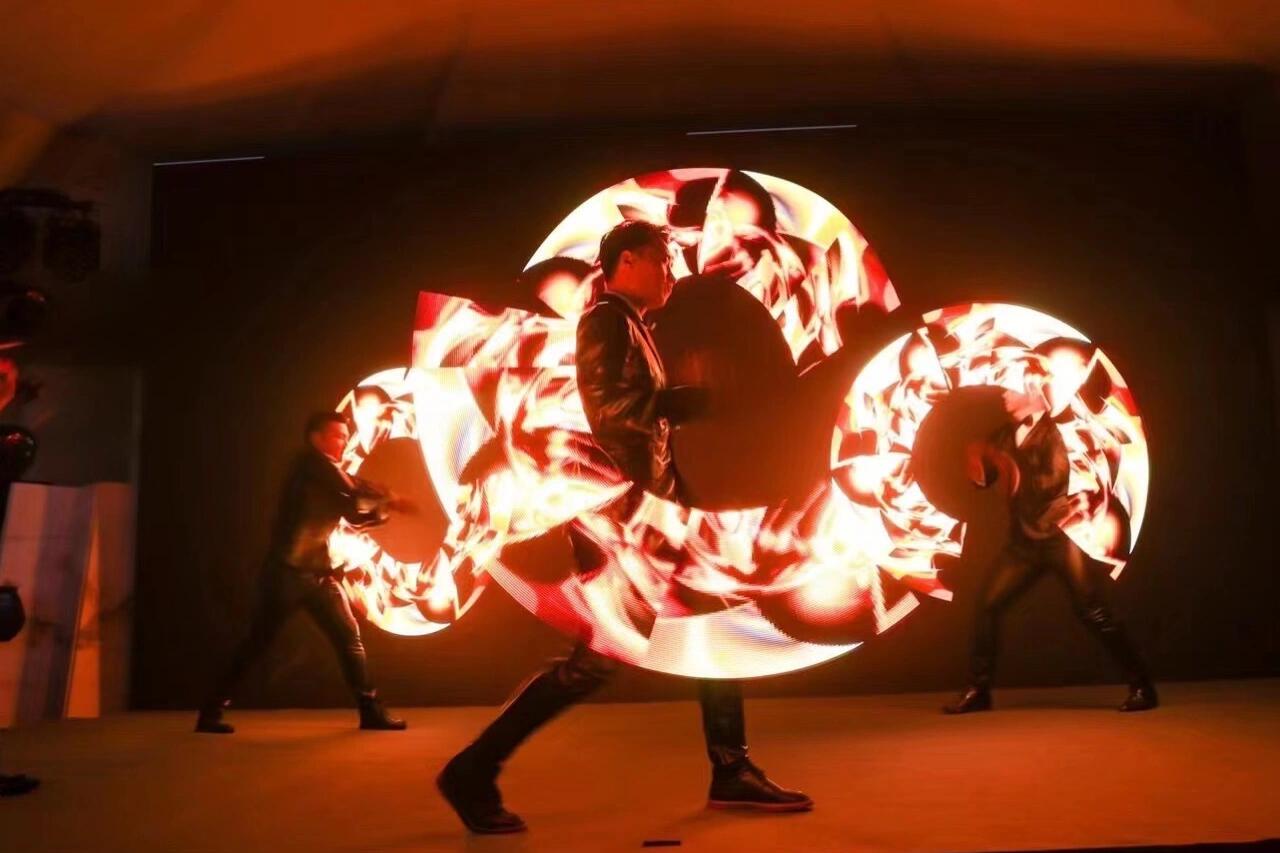 科技LED全息光棒万花筒光影秀
