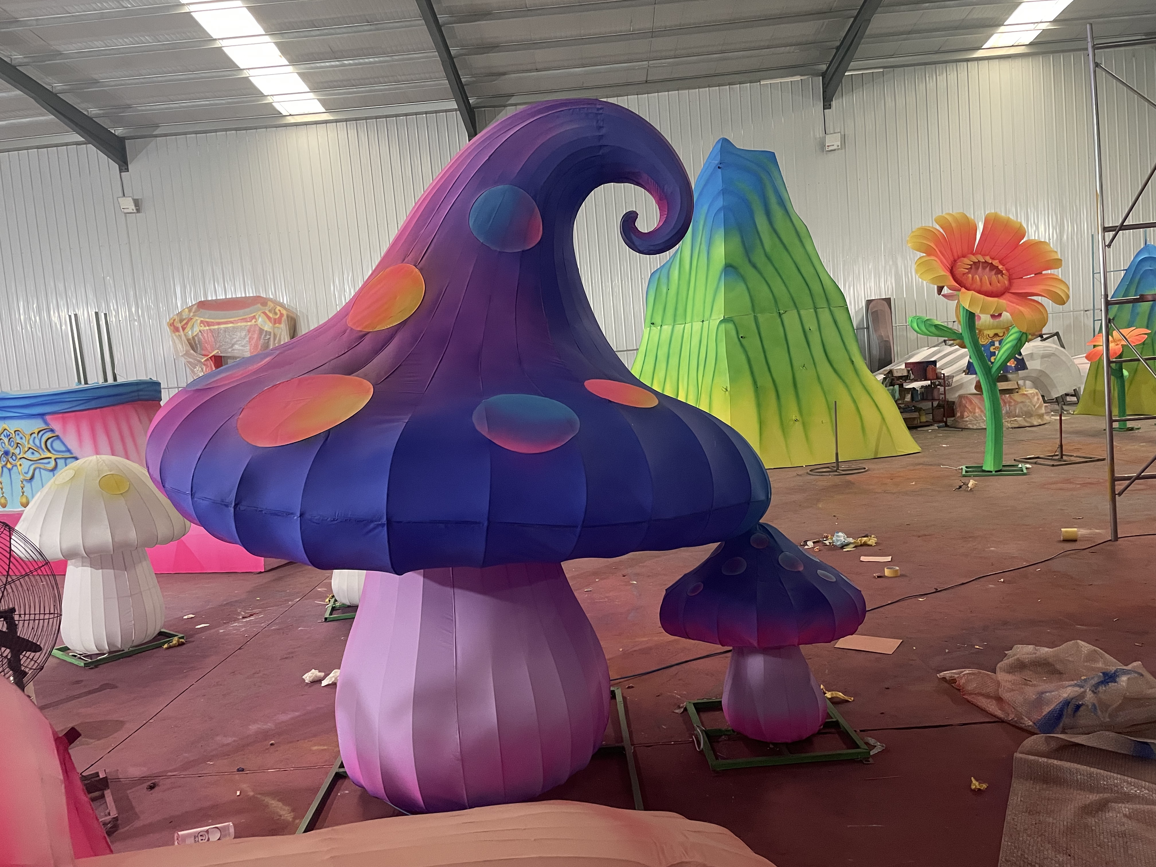 幻彩蘑菇花灯，各类主题花灯定制