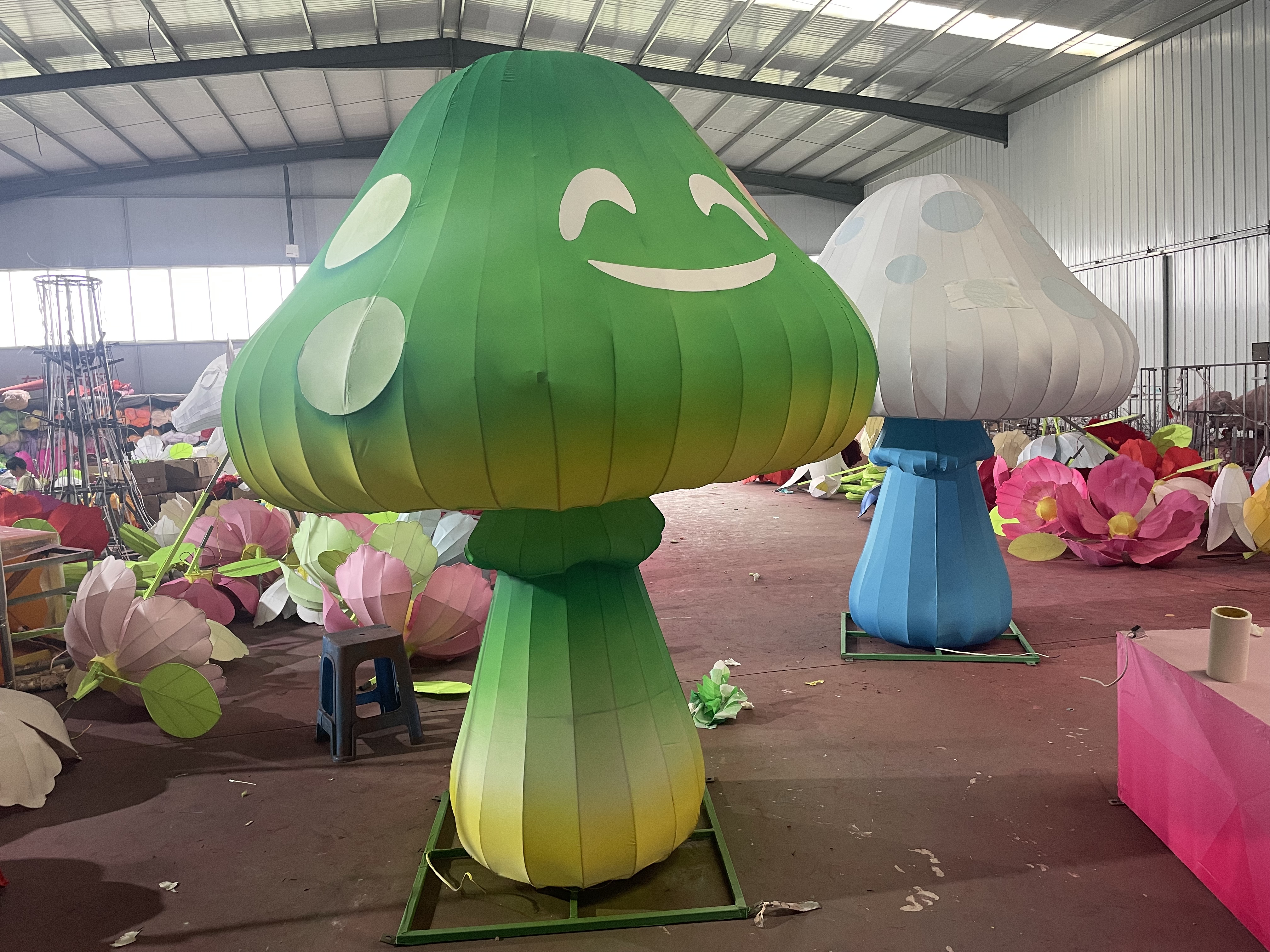 幻彩蘑菇花灯，各类主题花灯定制