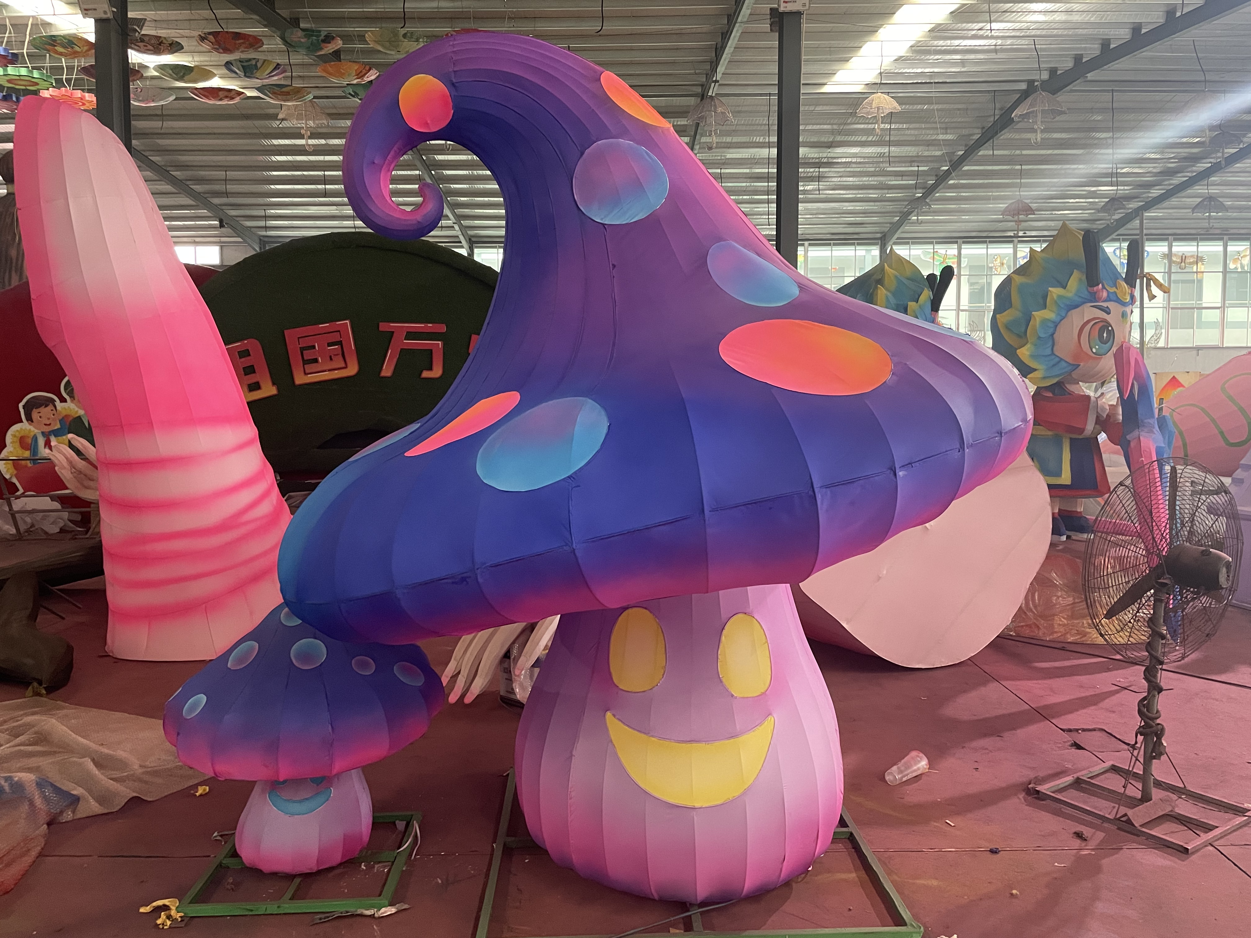 幻彩蘑菇花灯，各类主题花灯定制