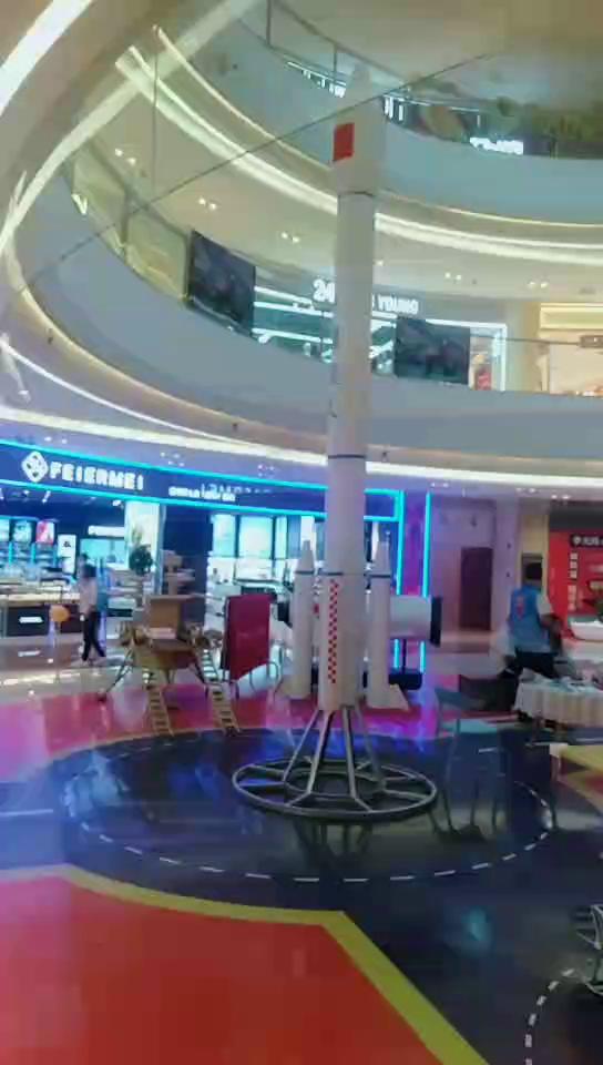 金华市兰溪市宝龙广场航空展模型展