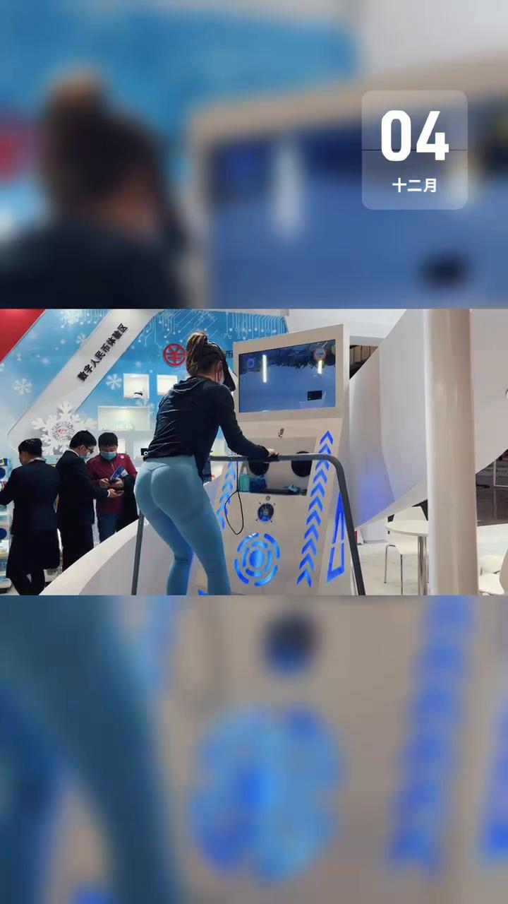 广州广交会中国银行vr滑雪机活动现场