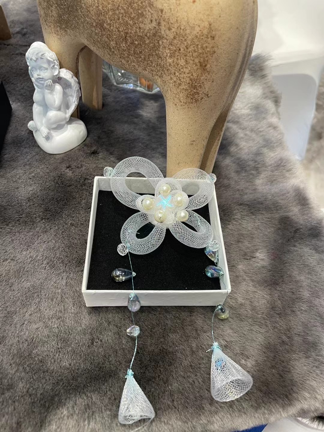 妇女节珍珠主题胸针diy课程