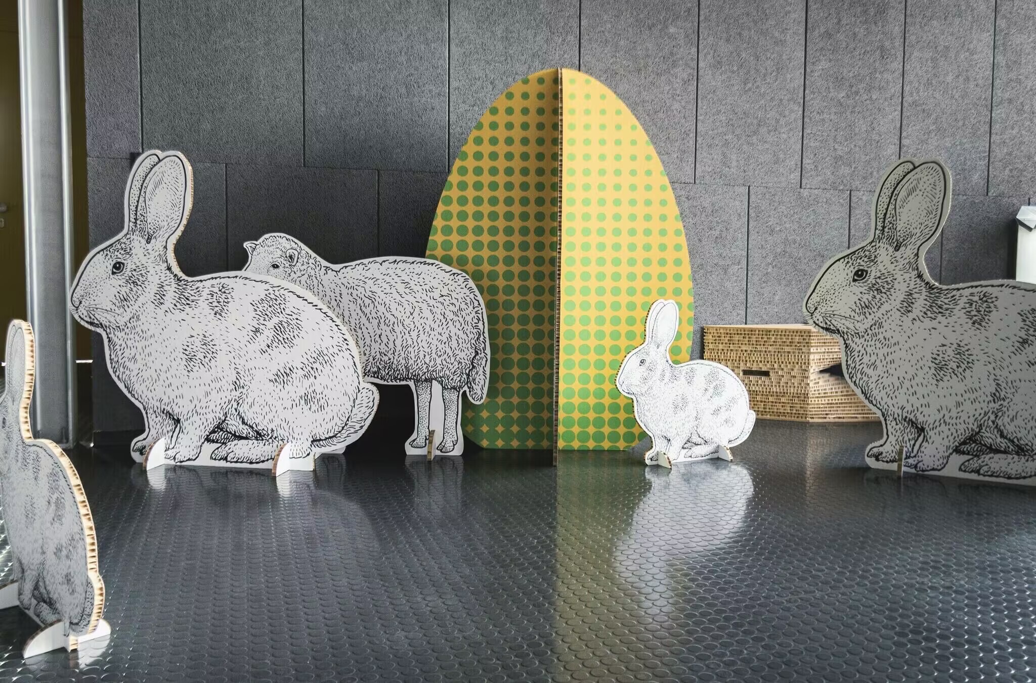 环保纸板瓦楞纸展示牌制作