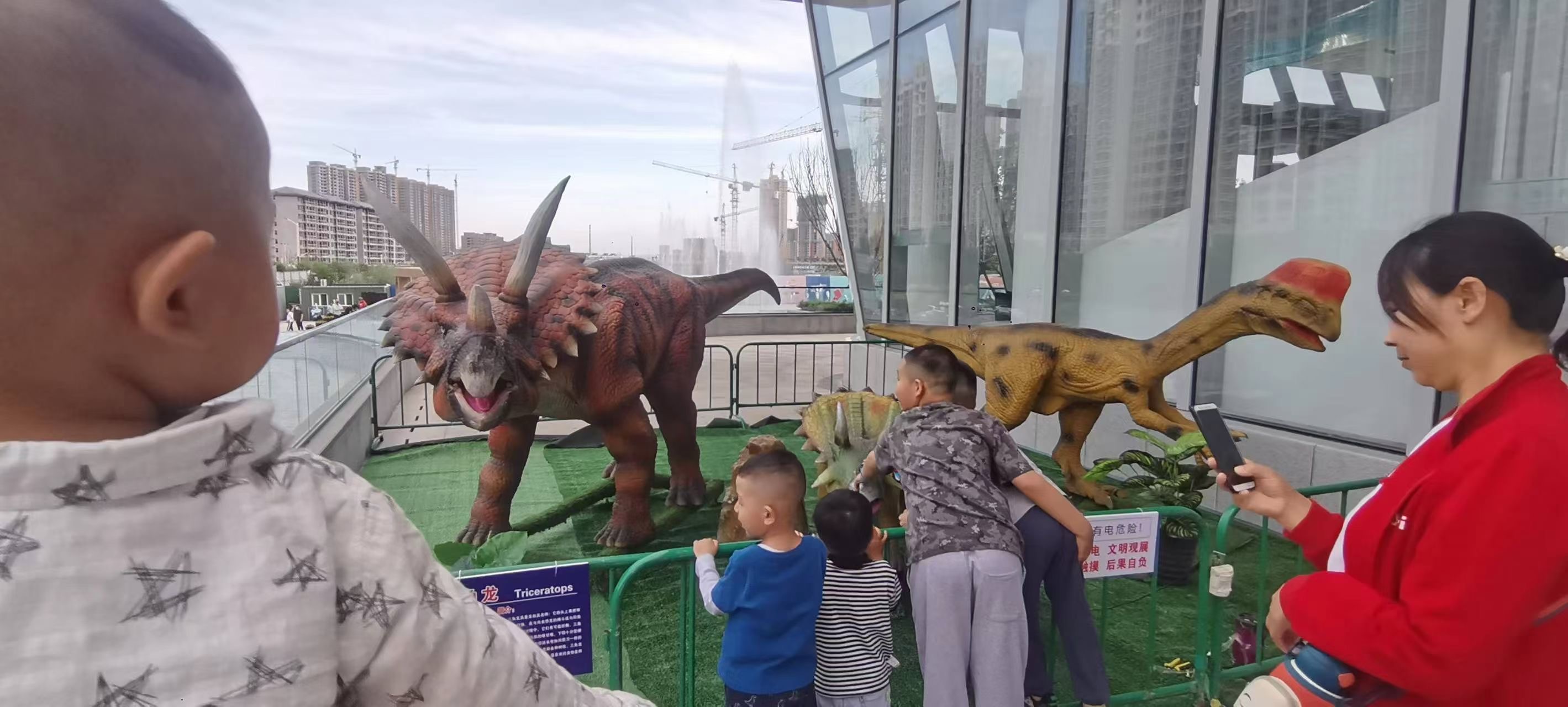 侏罗纪恐龙展