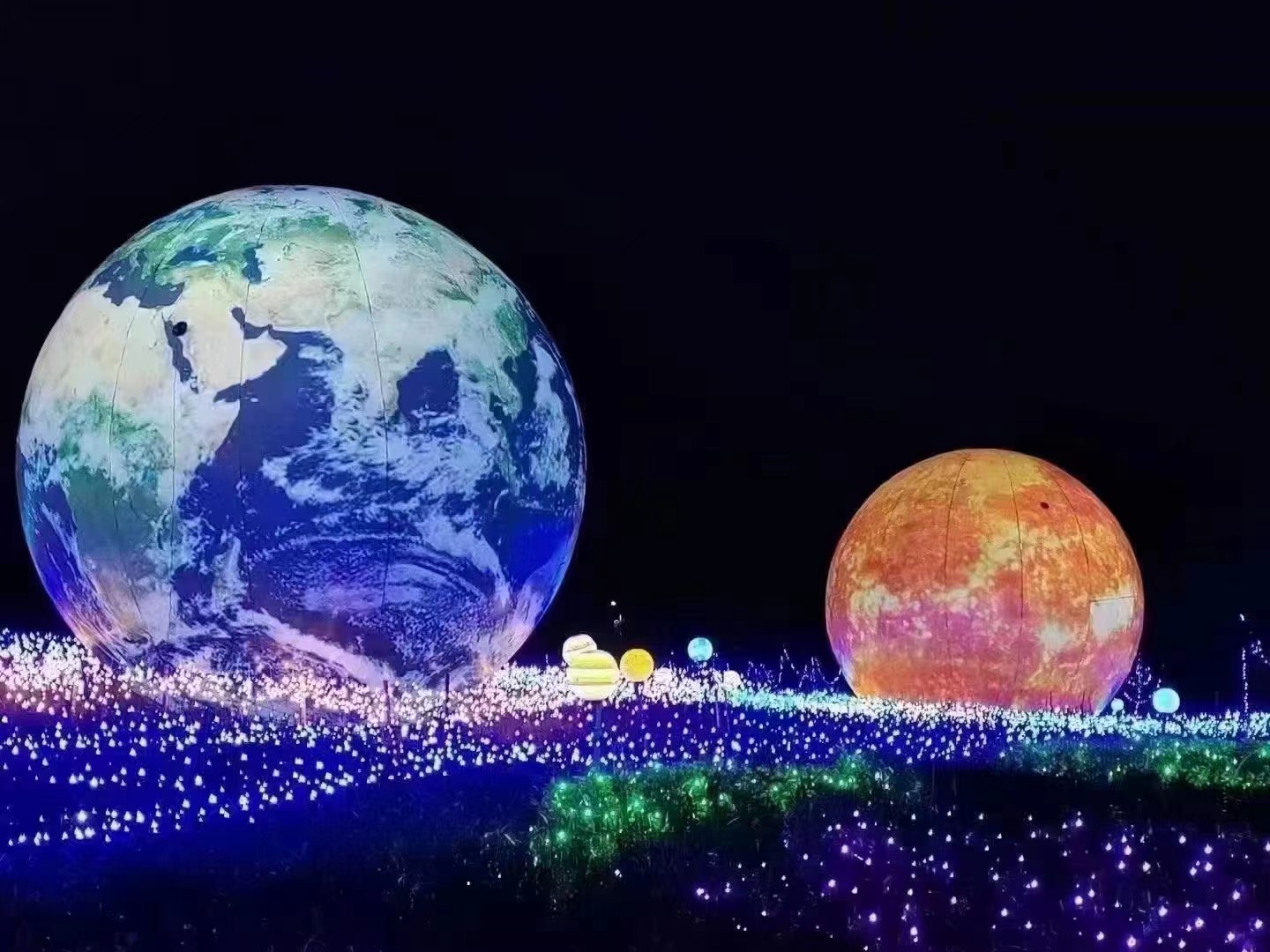 梦幻宇宙灯光展
