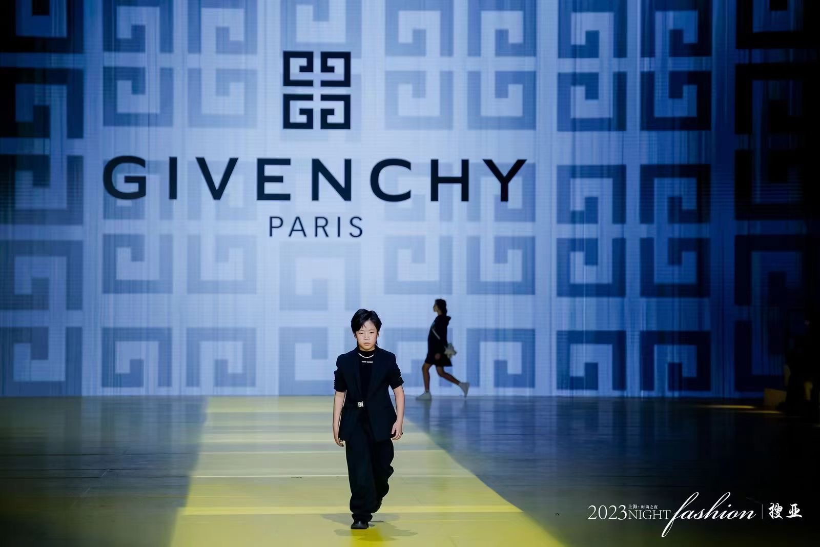 G'i'v'enchy 走秀活动
