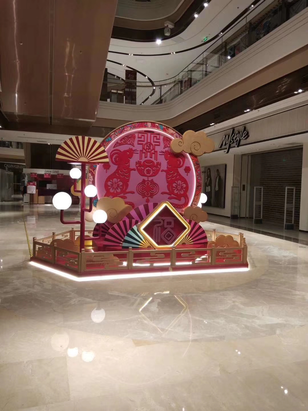 商业美陈制作-郑州万达广场