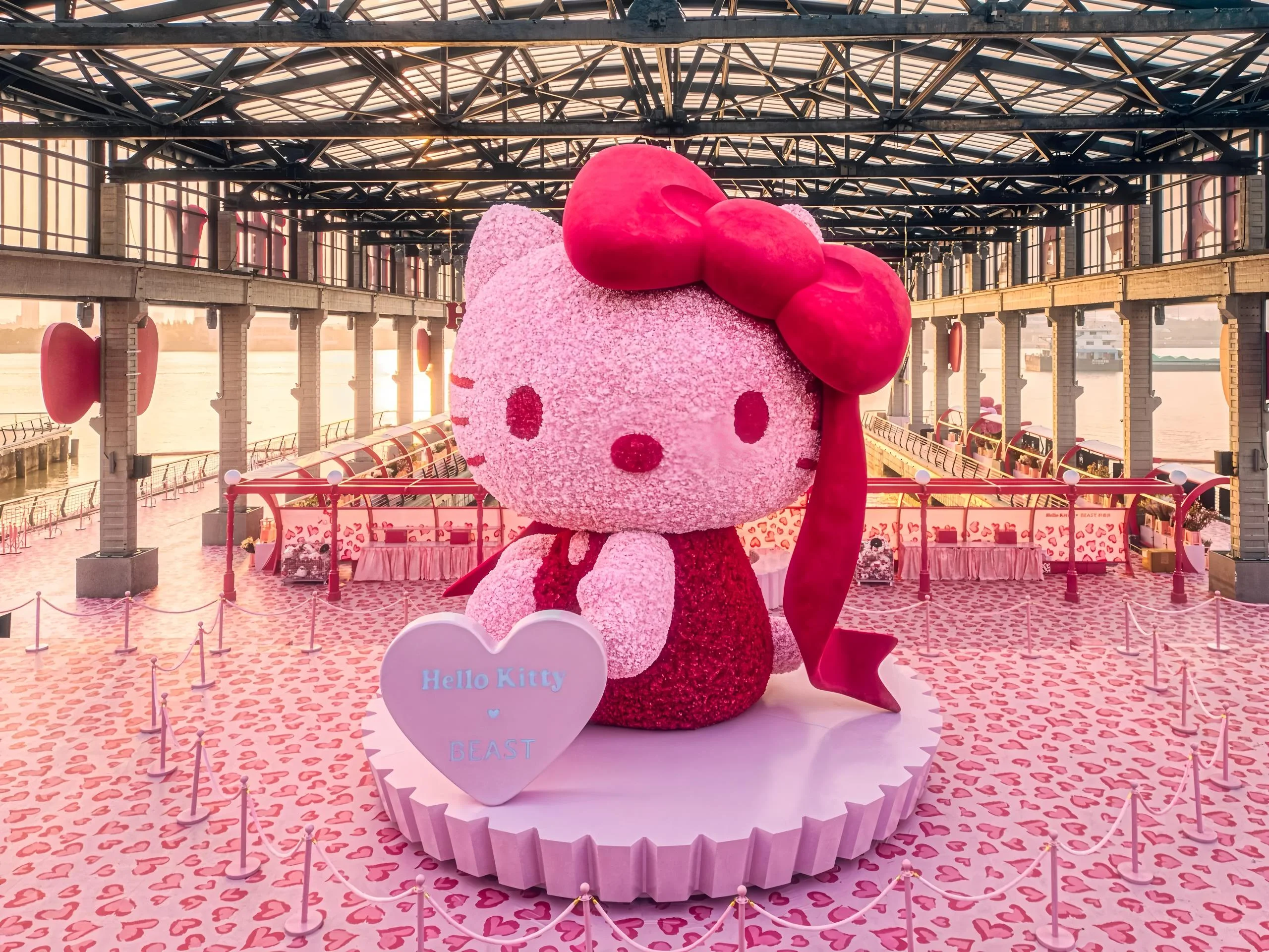 野兽派 X Hello Kitty 静态展&快闪店