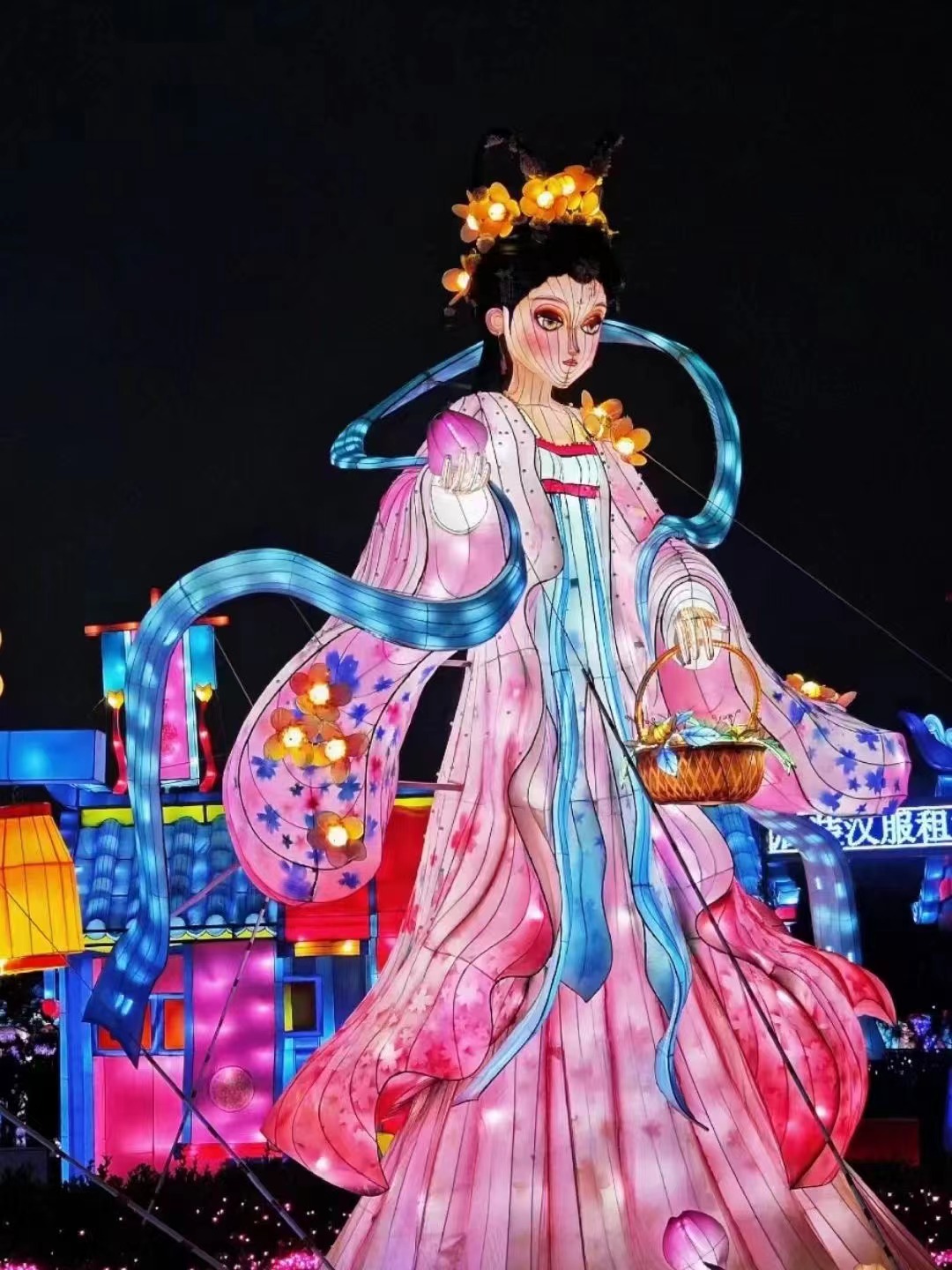 传统花灯彩灯、主题花灯