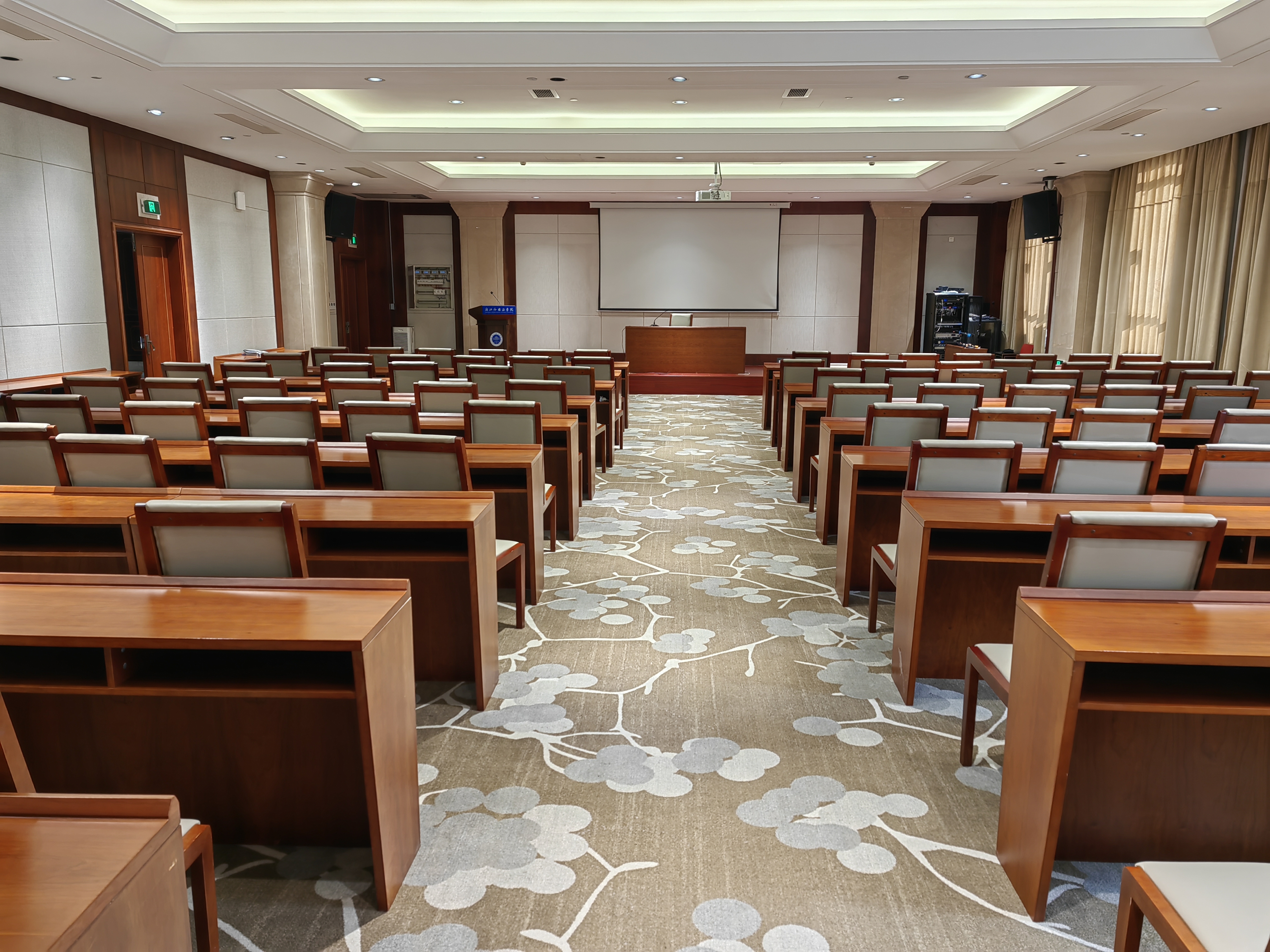 浙江外国语学院~剧院/报告厅租赁