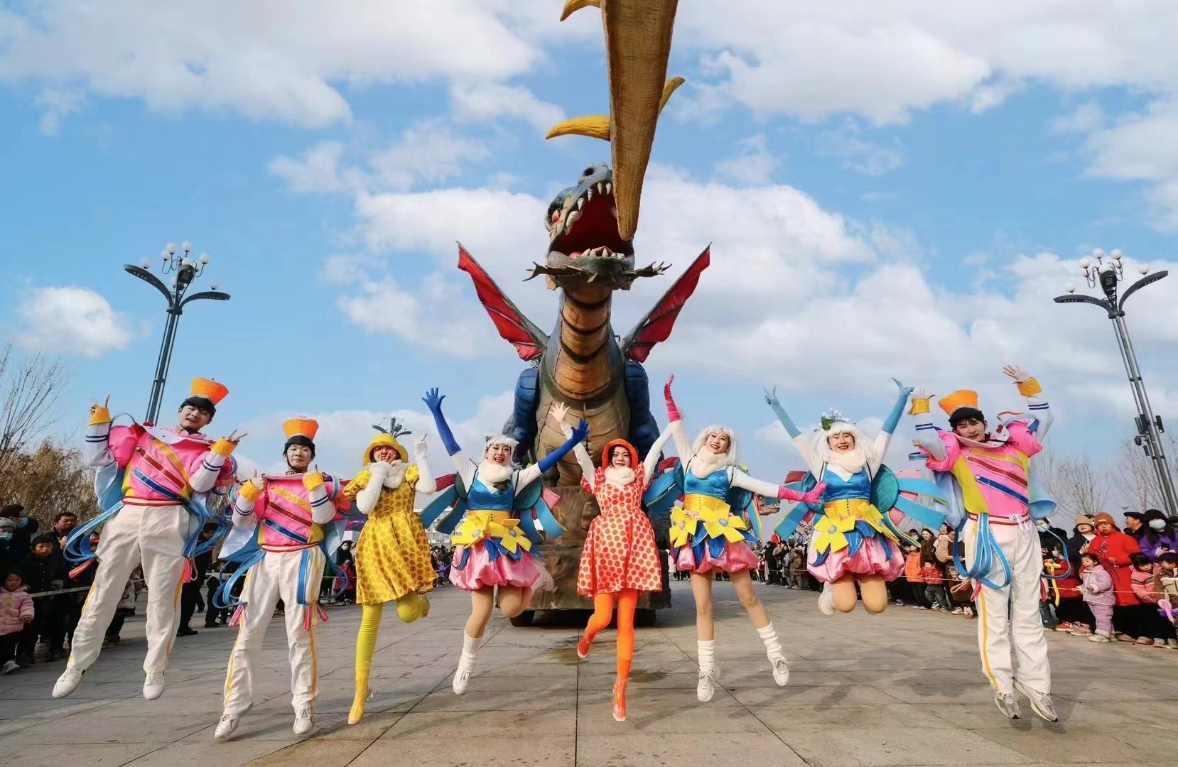 巡游机械飞龙巡游花车表演出租租赁