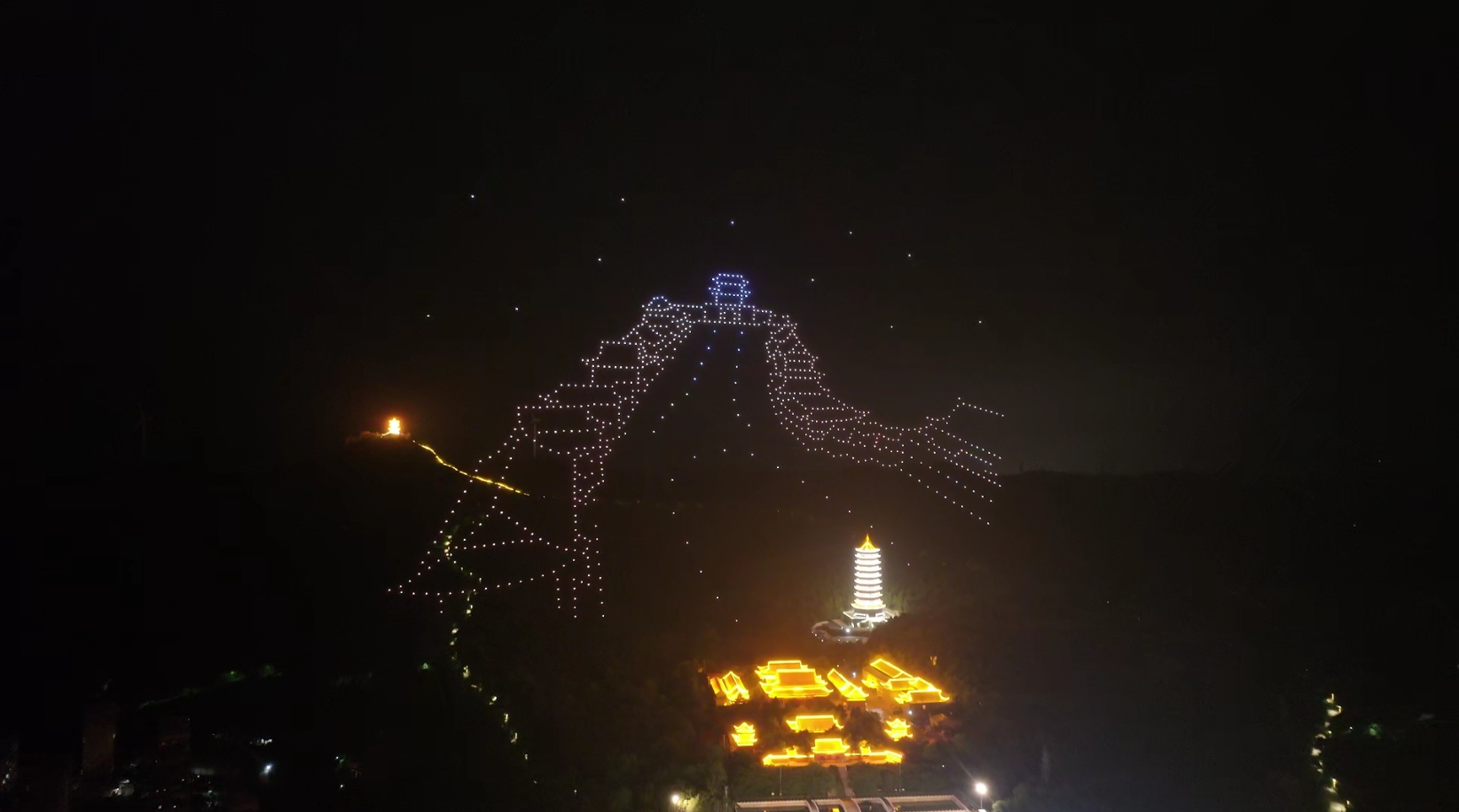 调兵山啤酒节800台无人机表演案例