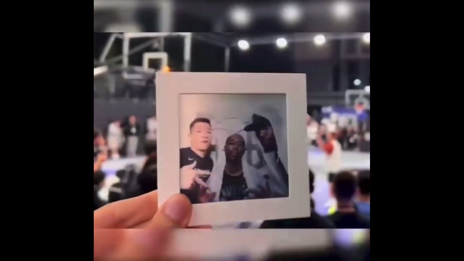 光栅照片