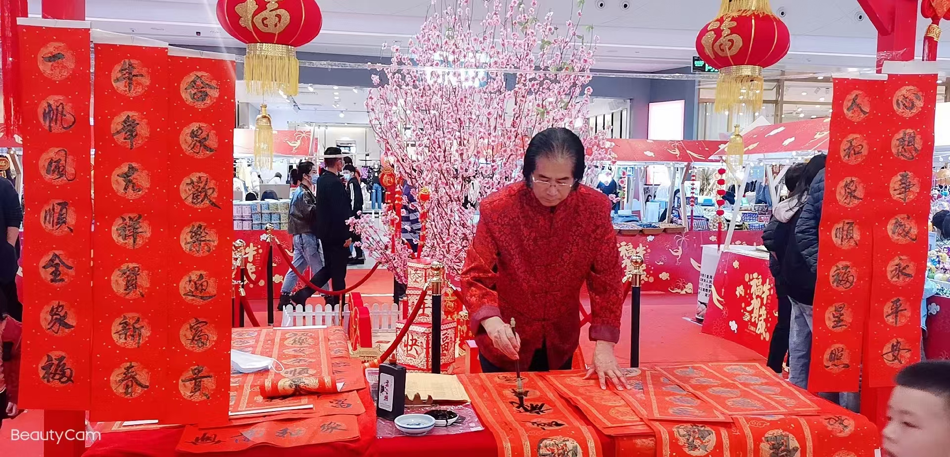 深圳民俗团，非遗项目暖场