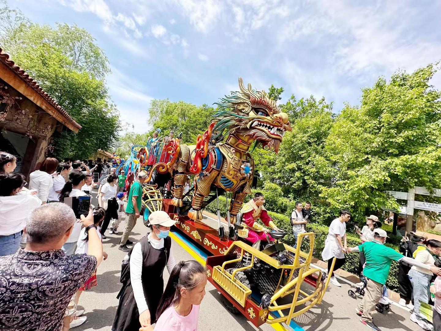 国风机甲麒麟巡游花车