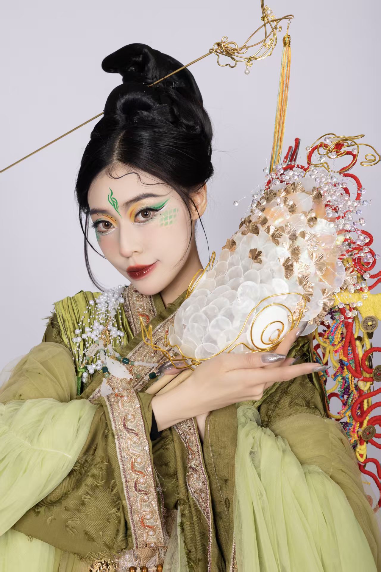 中式美学戏剧-《拨浪“杏”“葫”》
