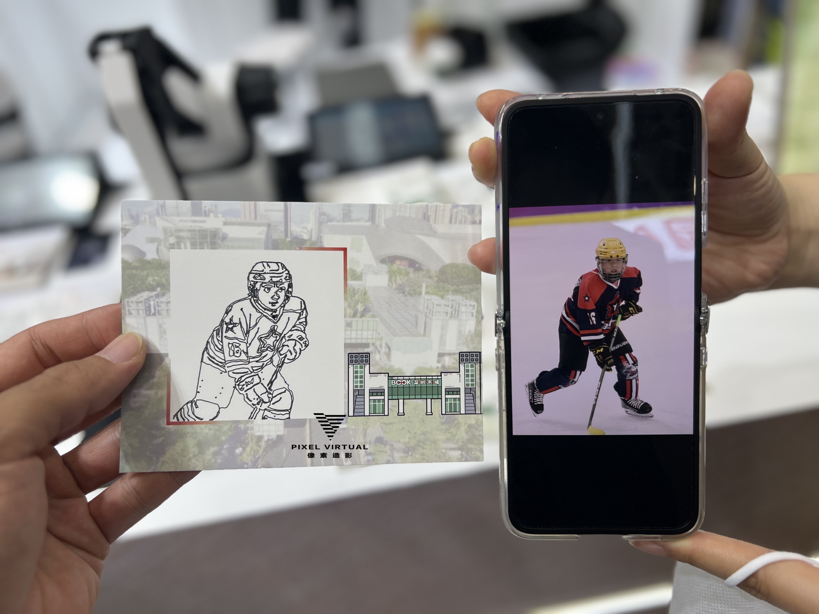 深圳文博会Ai素描机械臂绘画