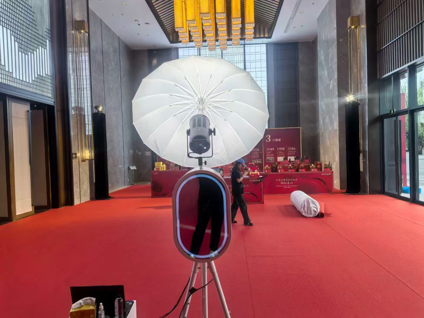 AR光绘板镜面签到