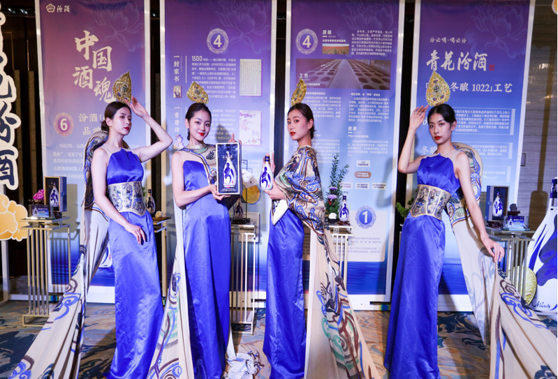 国内创意艺术科技开场全息舞蹈，全息沙幕，全息投影，