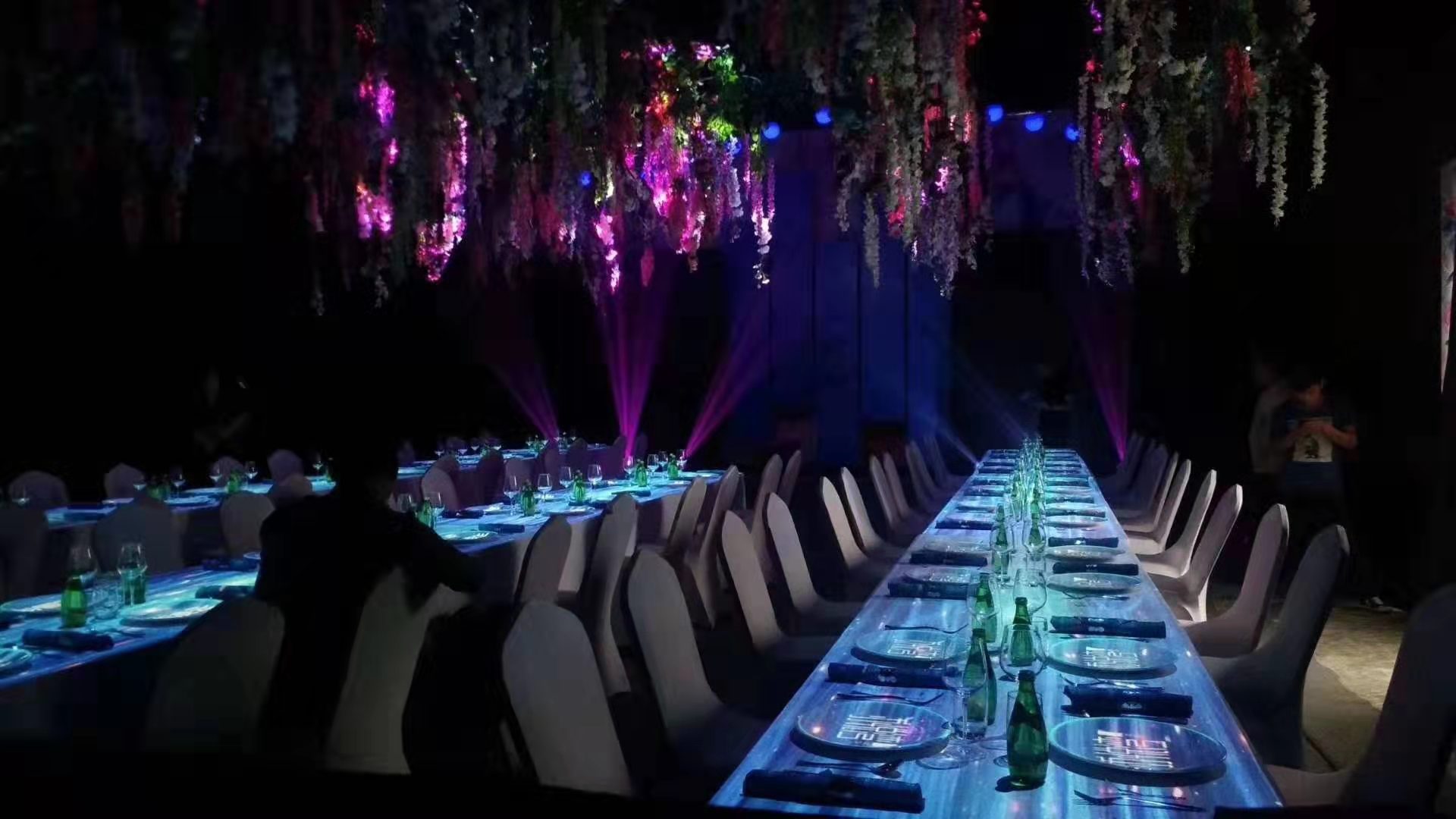 全息餐桌开场，全息发布会晚宴，全息投影，全息沙幕，全息科技