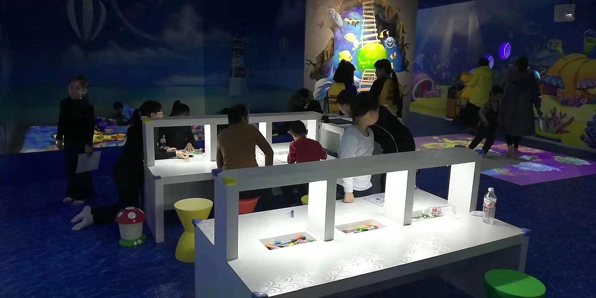 AR神笔马良绘画鱼海洋儿童互动游戏道具