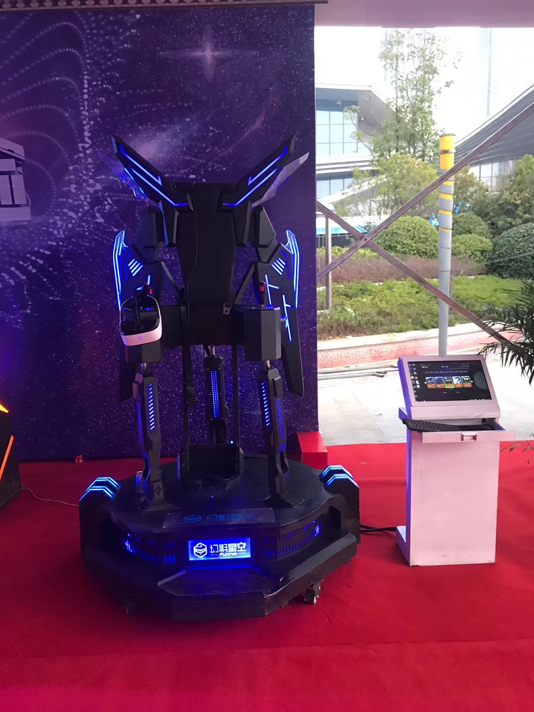 精品VR设备出租9成新vr赛车双人太空舱体感游戏一体机租赁