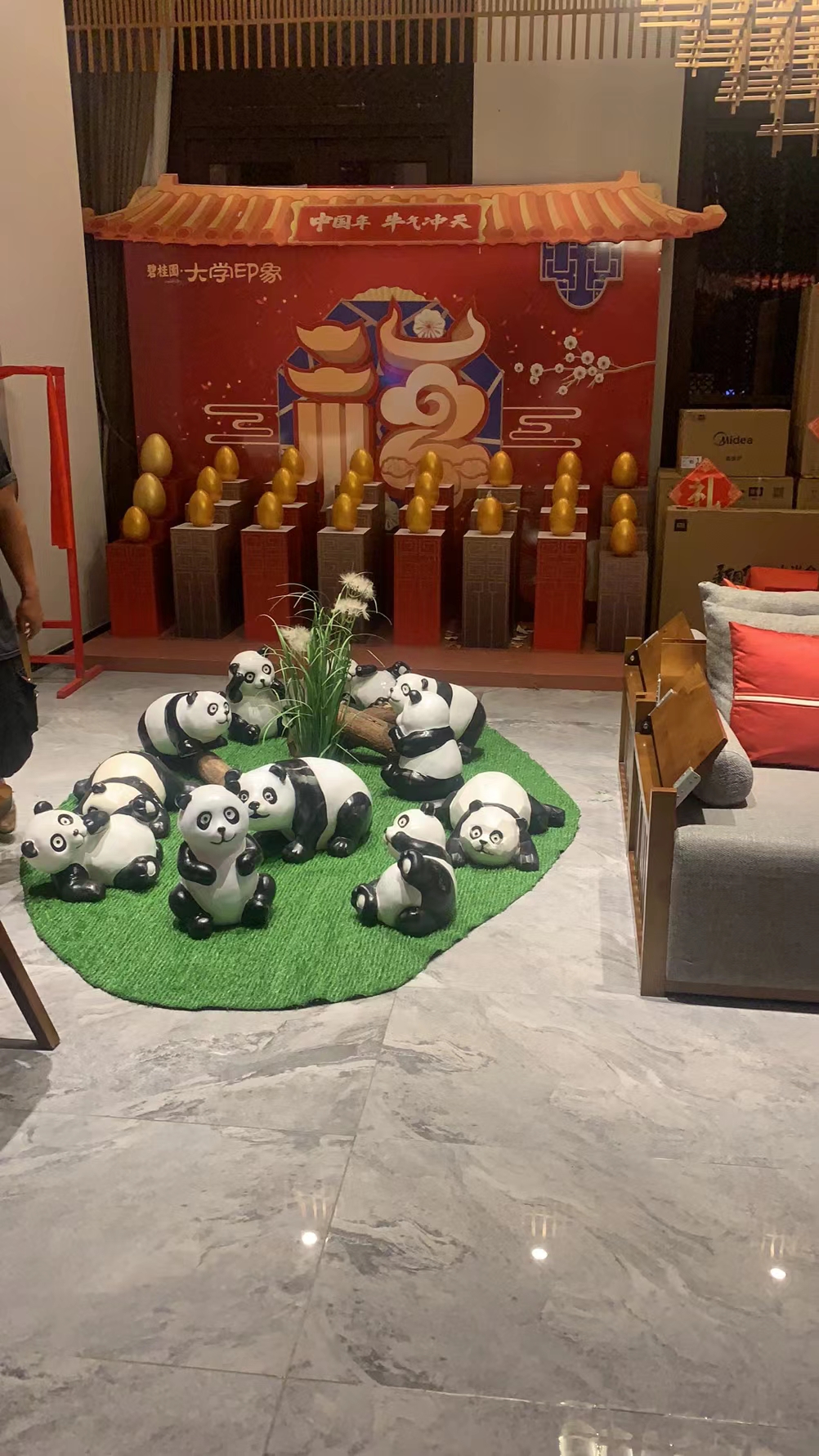 网红大型熊猫展览装置