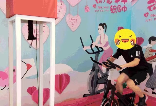 单车织围巾